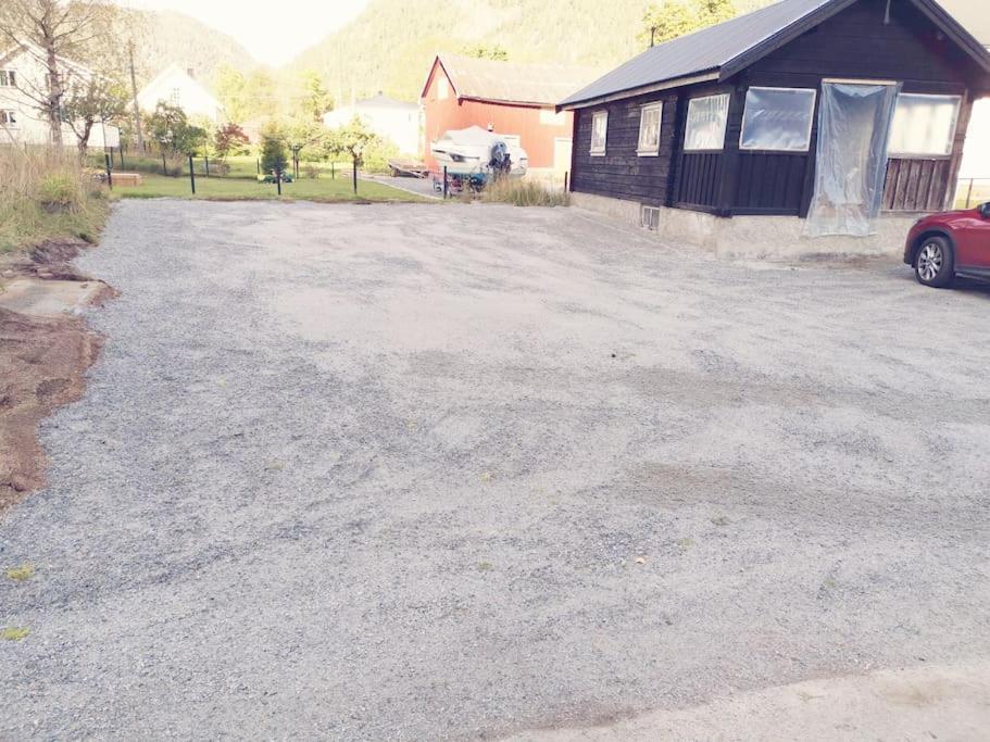 Dalen - Full House With Two Bedrooms, Patio, Garden And Central Location Exteriör bild